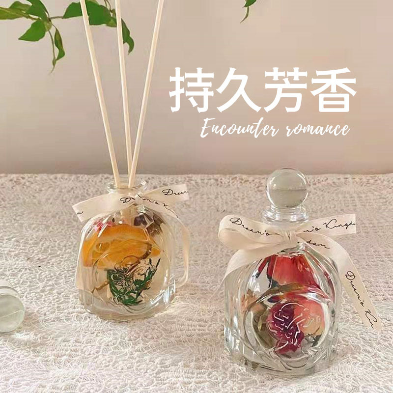 Home Fragrance Rose - Dyfuzor zapachowy z suszonymi różami w