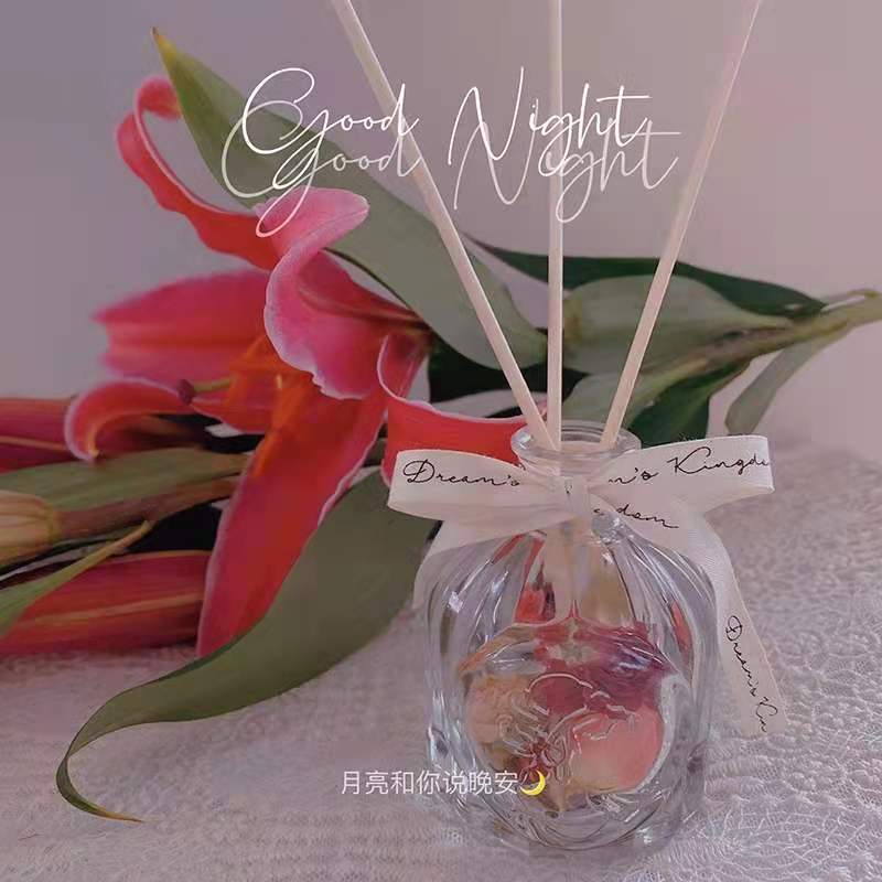 Dyfuzor zapachowy z suszonymi  – Home Fragrance Rose recenzja i cena